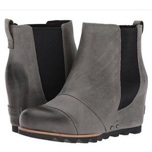 Discontinued!! Sorel Lea Wedge Dark Grey 8.5